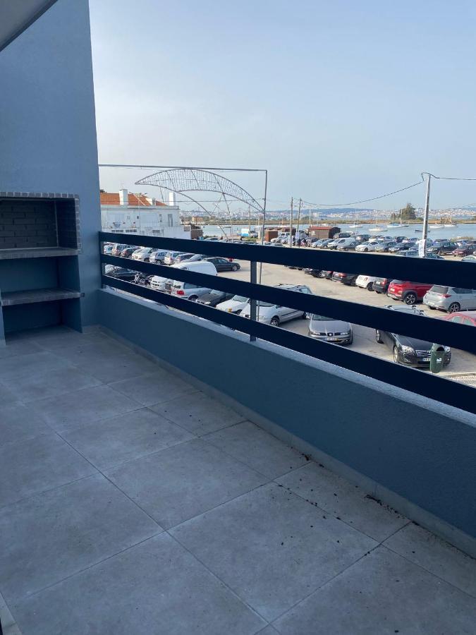 Seixal Old Town River View Apartment Exterior photo